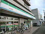 【コンビニエンスストア】ファミリーマート浦和根岸店まで403ｍ