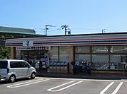 【コンビニエンスストア】セブンイレブン柏南増尾1丁目店まで647ｍ