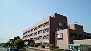 【市役所・区役所】羽生市役所まで650ｍ