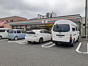【コンビニエンスストア】セブンイレブン糸島加布里店まで330ｍ