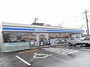 【コンビニエンスストア】ローソン前橋上新田町店まで650ｍ