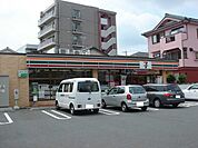 【コンビニエンスストア】セブンイレブンさいたま日進駅東店まで669ｍ