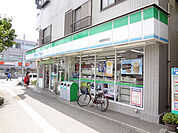 【コンビニエンスストア】ファミリーマート指扇駅前店まで772ｍ