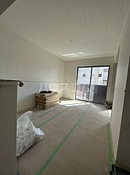 JR中央線 西八王子駅 バス16分 二分方小下車 徒歩6分の賃貸アパート 1階1LDKのリビング/ダイニング