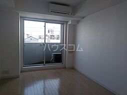 ドゥーエ新川崎 305 3階1Kのリビング/ダイニング