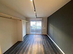 アーバンヴィラ覚王山 302 3階1Kのリビング/ダイニング