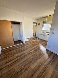 メゾンリエール 201 2階ワンルームのリビング/ダイニング