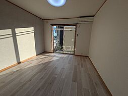 ハッピーハウスIII 101 1階1Kのリビング/ダイニング