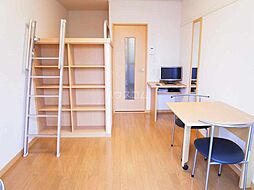 レオパレス滝ノ分 203 2階1Kのリビング/ダイニング