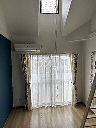 メゾン・ド・セルパン 204