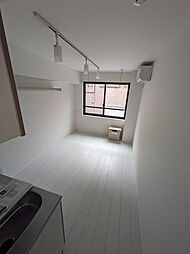 Y’ｓ Court Akabane 302 3階ワンルームのリビング/ダイニング