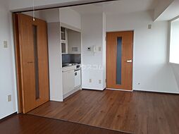 ナルセガオカマンション 301 3階1DKのリビング/ダイニング