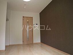 ラテ横浜 303 3階1Kのリビング/ダイニング