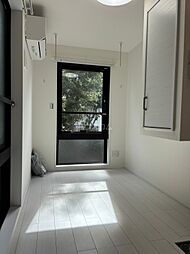 東急田園都市線 三軒茶屋駅 徒歩12分の賃貸マンション 2階1Kのリビング/ダイニング