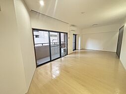 ダイナース白壁 202 2階2LDKのリビング/ダイニング