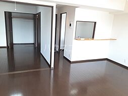 プワソンルージュ 305 3階2LDKのリビング/ダイニング