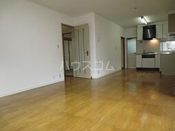 桜花台二丁目戸建 1 1階4LDKのリビング/ダイニング