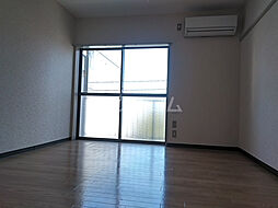 ハイネス宮腰 302 3階ワンルームのリビング/ダイニング