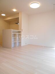 エイムII 102 1階1LDKのリビング/ダイニング