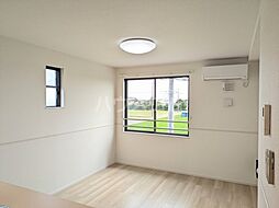 シエルセランII 201 2階1LDKのリビング/ダイニング