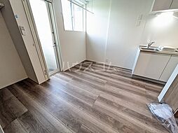 AＱリーフィア堀切 1階ワンルームのリビング/ダイニング