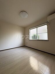 パンシー・ローズハウス 206 2階ワンルームのリビング/ダイニング