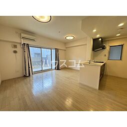 ザ・ブロードスクエア 108 1階1LDKのリビング/ダイニング