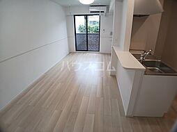 シャトーハイツＪ 102 1階1LDKのリビング/ダイニング