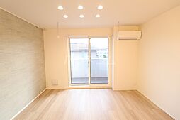 ロータスシャトー 203 2階2LDKのリビング/ダイニング