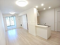 プリムローズ　Ｂ 103 1階1LDKのリビング/ダイニング