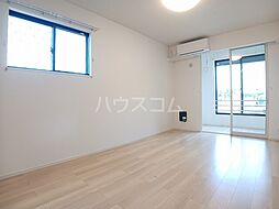 メゾン　リヴィエール　VII 101 1階1LDKのリビング/ダイニング