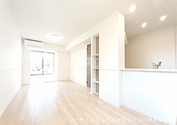 メゾン　リヴィエール　IX 104 1階1LDKのリビング/ダイニング