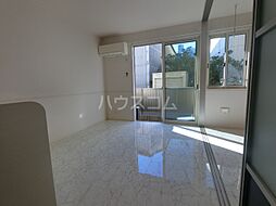 アーバンロック 102 1階1LDKのリビング/ダイニング