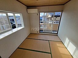 プラザ・ドゥ・アリーナ 205 2階2DKのリビング/ダイニング