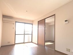 パーシモンフィールド B 202 2階2DKのリビング/ダイニング