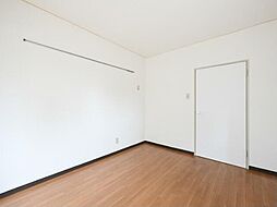 スカイコート横浜真金町 801 8階ワンルームのリビング/ダイニング