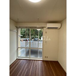 フレグランス荒池 103 1階ワンルームのリビング/ダイニング