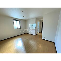 ガーデン 1階2LDKのリビング/ダイニング