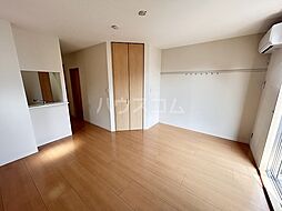 エトワール 203 2階ワンルームのリビング/ダイニング