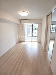 プリムガーデン　II 102 1階1LDKのリビング/ダイニング