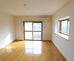 ラ　ヴェラ　ヴィータ 106 1階1Kのリビング/ダイニング