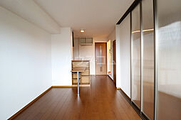 アーバンヒルズ 203 2階1LDKのリビング/ダイニング