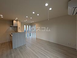 愛知環状鉄道 六名駅 徒歩13分の賃貸アパート 3階2LDKのリビング/ダイニング