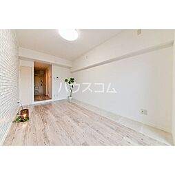 シーズンコート尾張瀬戸 5D 5階1Kのリビング/ダイニング