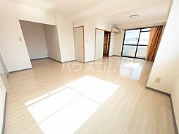 ロイヤルヒルズ春日部 205 2階2LDKのリビング/ダイニング