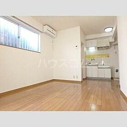 オリーブII 103 1階ワンルームのリビング/ダイニング