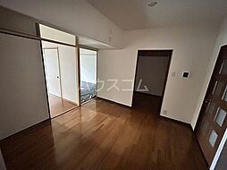 エスティア 103 1階3LDKのリビング/ダイニング