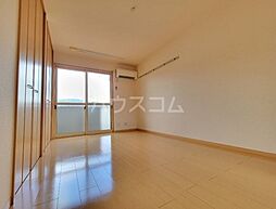 プレミール・ルナ 201 2階1Kのリビング/ダイニング