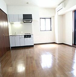 メイフェアハウス三田 605 6階ワンルームのリビング/ダイニング