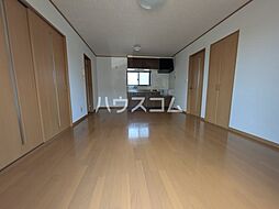 ウィステリアタウンハウス E 1階2LDKのリビング/ダイニング